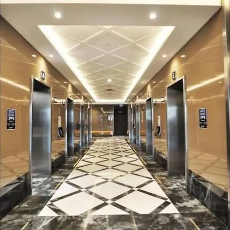 Luxury 46 Floor Penthouse 41 Apartman