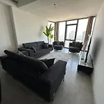 Luxury 46 Floor Penthouse 41 *