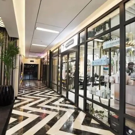 公寓 Luxury 46 Floor Penthouse 41 *