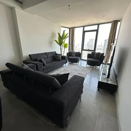 Luxury 46 Floor Penthouse 41 *
