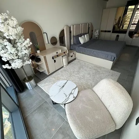 Luxury 46 Floor Penthouse 41 アパート